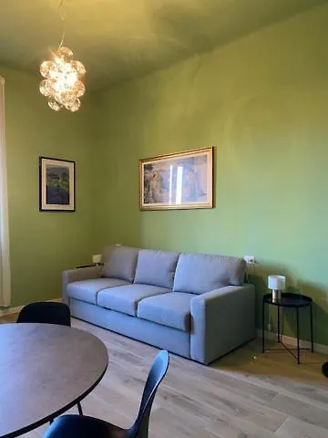 Apartament Charming House Lancetti District Mediolan